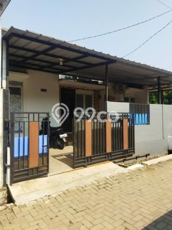 Dijual Rumah 4 Kamar Lokasi Ideal Nyaman dan Strategis di Pamulang Dijual Rumah 4 Kamar Lokasi Ideal Nyaman dan Strategis di Pamulang