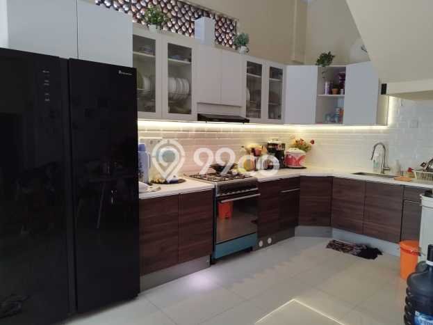 Jual Rumah Strategis Bagus Punya 3 KT di Serpong Tangerang Selatan SHM Jual Rumah Strategis Bagus Punya 3 KT di Serpong Tangerang Selatan SHM