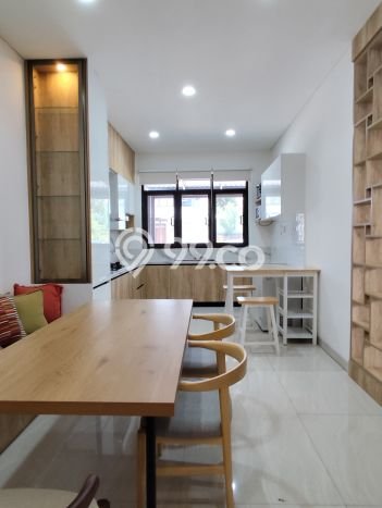 Jual Rumah Mewah Megah Dengan View Eksklusif di BSD, Tangerang Jual Rumah Mewah Megah Dengan View Eksklusif di BSD, Tangerang