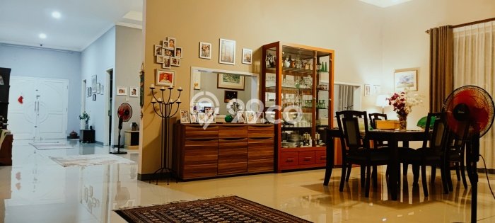 Hunian Elit LB 209m2 Siap Huni Desain Elegan di Cinangka, Depok Hunian Elit LB 209m2 Siap Huni Desain Elegan di Cinangka, Depok