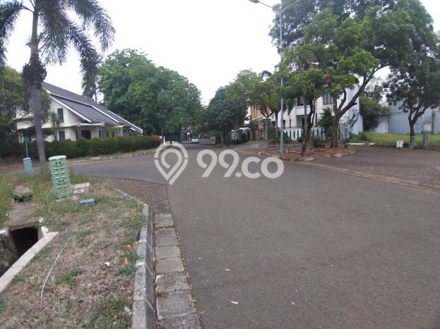 Rumah Mewah LB 1000m2 Siap Huni Desain Elegan di BSD, Tangerang Rumah Mewah LB 1000m2 Siap Huni Desain Elegan di BSD, Tangerang