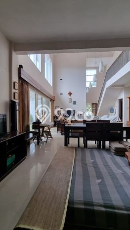 Hunian Elit LB 300m2 Siap Huni Desain Elegan di BSD, Tangerang Hunian Elit LB 300m2 Siap Huni Desain Elegan di BSD, Tangerang