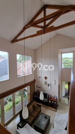 Hunian Elit LB 300m2 Siap Huni Desain Elegan di BSD, Tangerang Hunian Elit LB 300m2 Siap Huni Desain Elegan di BSD, Tangerang