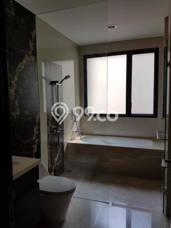 Rumah Asri LB 285m² Lokasi Sejuk di BSD City, Tangerang Rumah Asri LB 285m² Lokasi Sejuk di BSD City, Tangerang