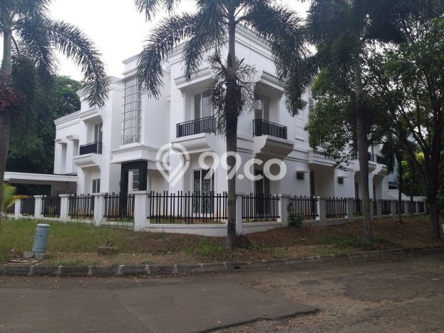 Rumah Mewah LB 1000m2 Siap Huni Desain Elegan di BSD, Tangerang Rumah Mewah LB 1000m2 Siap Huni Desain Elegan di BSD, Tangerang