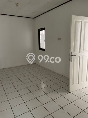 Lokasi strategis! Rumah siap huni dikontrakkan di Serpong LB 100m2 Lokasi strategis! Rumah siap huni dikontrakkan di Serpong LB 100m2