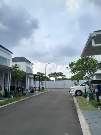 SPECIAL RATE! Rumah area Curug, 3 KT, Lingkungan Asri, LT 84m² Bangunan 97m² SPECIAL RATE! Rumah area Curug, 3 KT, Lingkungan Asri, LT 84m² Bangunan 97m²