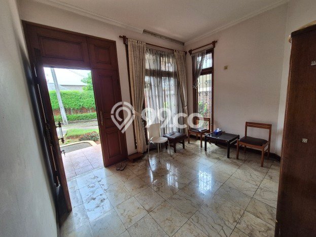 Siap Huni Hunian Elit 4 Kamar di Jagakarsa Dekat ke Mana Saja Siap Huni Hunian Elit 4 Kamar di Jagakarsa Dekat ke Mana Saja