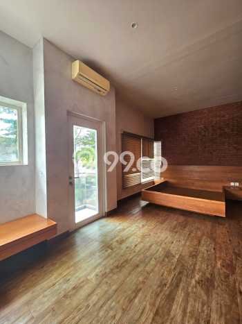 Jual Rumah Mewah Elegan Dengan View Eksklusif di Jakarta Garden City, Jakarta Timur Jual Rumah Mewah Elegan Dengan View Eksklusif di Jakarta Garden City, Jakarta Timur