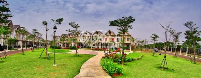 Rumah Luxury Modern Siap Huni di Jakarta Garden City Jakarta Timur Rumah Luxury Modern Siap Huni di Jakarta Garden City Jakarta Timur