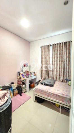 Hunian Eksklusif Siap Huni LT 200m2 di Cakung, Jakarta Timur Hunian Eksklusif Siap Huni LT 200m2 di Cakung, Jakarta Timur