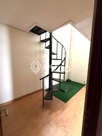 Siap Huni Rumah Mewah 4 Kamar di Kelapa Gading Dekat ke Mana Pun Siap Huni Rumah Mewah 4 Kamar di Kelapa Gading Dekat ke Mana Pun