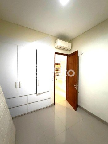 Siap Huni Rumah Mewah 4 Kamar di Kelapa Gading Dekat ke Mana Pun Siap Huni Rumah Mewah 4 Kamar di Kelapa Gading Dekat ke Mana Pun