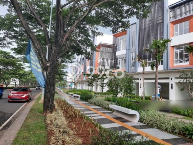 Ruko Dijual di Jakarta Timur LT 75m2 & LB 213m2 Lokasi Terbaik! Ruko Dijual di Jakarta Timur LT 75m2 & LB 213m2 Lokasi Terbaik!