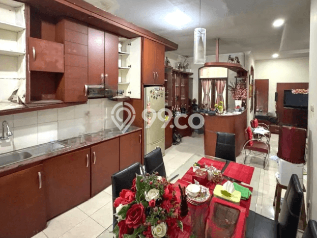 Hunian Mewah LB 240m2 Siap Pakai Desain Elegan di Sunter, Jakarta Utara Hunian Mewah LB 240m2 Siap Pakai Desain Elegan di Sunter, Jakarta Utara