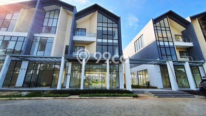 Unit Ruko Dijual di Jakarta Timur LT 136m2 & LB 428m2 Unit Ruko Dijual di Jakarta Timur LT 136m2 & LB 428m2