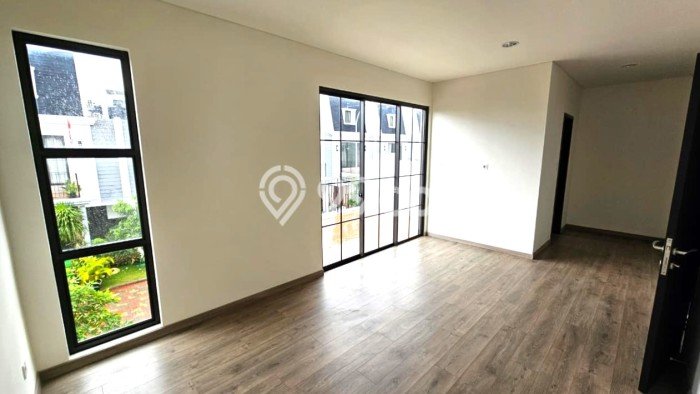 Dijual Rumah Premium dengan Fasilitas Sekitar Lengkap di Cakung, Jakarta Timur Dijual Rumah Premium dengan Fasilitas Sekitar Lengkap di Cakung, Jakarta Timur