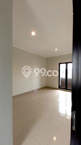 Rumah Sewa Bekasi LT 104m2 LB 120m2 Kawasan Summarecon Crown Gading Rumah Sewa Bekasi LT 104m2 LB 120m2 Kawasan Summarecon Crown Gading