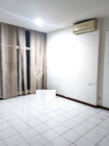 Ruko Dijual di Tambora Jakarta Barat dengan Luas Bangunan 220m2 Ruko Dijual di Tambora Jakarta Barat dengan Luas Bangunan 220m2