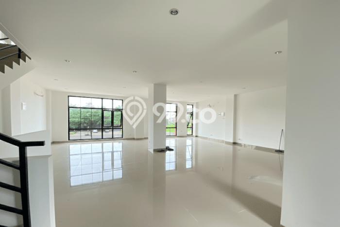 Ruko Disewakan Lokasi Cakung Jakarta Timur Harga Spesial! Ruko Disewakan Lokasi Cakung Jakarta Timur Harga Spesial!