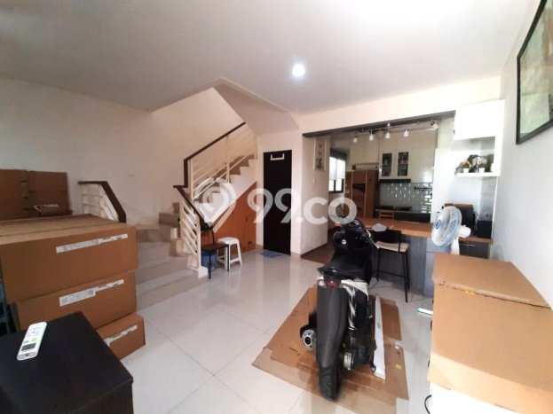 Rumah Modern Cantik 2 KT Siap Huni di Cakung Rumah Modern Cantik 2 KT Siap Huni di Cakung