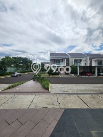 Jual Rumah Luas Elegan Dengan View Eksklusif di Summarecon Bekasi, Bekasi Jual Rumah Luas Elegan Dengan View Eksklusif di Summarecon Bekasi, Bekasi