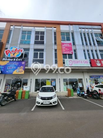 Unit Komersial Disewakan di Bekasi Area Strategis Harga Kompetitif Unit Komersial Disewakan di Bekasi Area Strategis Harga Kompetitif
