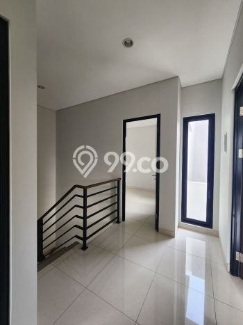 Ready to Use! Luxury House LT 150m2 Desain Elegan di Summarecon Bekasi Ready to Use! Luxury House LT 150m2 Desain Elegan di Summarecon Bekasi