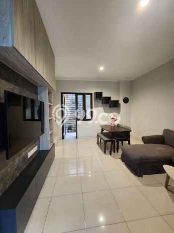 Rumah Luas Asri 4 KT Siap Pakai di Summarecon Bekasi Bekasi Rumah Luas Asri 4 KT Siap Pakai di Summarecon Bekasi Bekasi