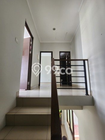RARE UNIT! Rumah di Summarecon Bekasi, 3 KM, View Kota, LT 91m² LB 84m² RARE UNIT! Rumah di Summarecon Bekasi, 3 KM, View Kota, LT 91m² LB 84m²