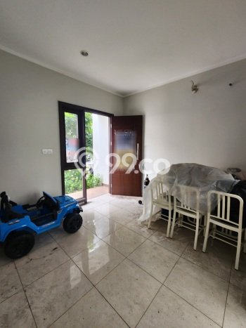 Disewakan! Rumah 2 Kamar Tidur &
2 Kamar Mandi di Summarecon Bekasi, Bekasi Disewakan! Rumah 2 Kamar Tidur &
2 Kamar Mandi di Summarecon Bekasi, Bekasi