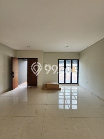 Disewakan! Rumah 4 Kamar Tidur &
3 Kamar Mandi di Summarecon Bekasi, Bekasi Disewakan! Rumah 4 Kamar Tidur &
3 Kamar Mandi di Summarecon Bekasi, Bekasi