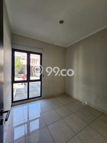 Rumah 2 Kamar Lokasi Nyaman di Summarecon Bekasi, Bekasi Rumah 2 Kamar Lokasi Nyaman di Summarecon Bekasi, Bekasi