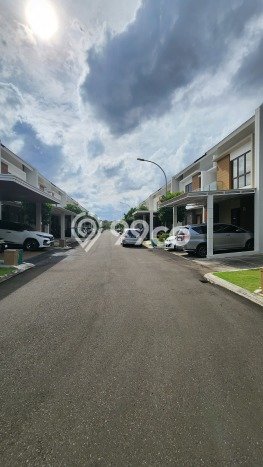Dijual Rumah Modern 4 KT di Summarecon Bekasi, Bekasi Dijual Rumah Modern 4 KT di Summarecon Bekasi, Bekasi