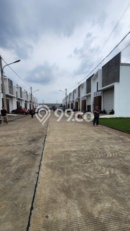 FOR SALE! Gudang di Cileungsi Bogor, LT 237m2, LB 144m2 FOR SALE! Gudang di Cileungsi Bogor, LT 237m2, LB 144m2