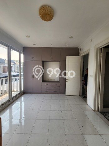 Rumah Minimalis 3 KT di Summarecon Bekasi Bekasi Semi Furnished Rumah Minimalis 3 KT di Summarecon Bekasi Bekasi Semi Furnished