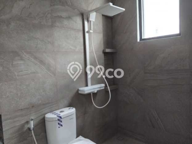Siap Huni Hunian Elit 5 Kamar di Cilandak Dekat ke Mana Pun Siap Huni Hunian Elit 5 Kamar di Cilandak Dekat ke Mana Pun