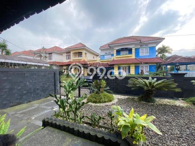 Rumah Strategis Modern Lb 250m2 di Cipanas, Cianjur Rumah Strategis Modern Lb 250m2 di Cipanas, Cianjur
