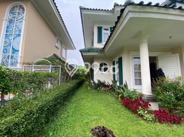 Dijual Vila Kawasan Cipanas, Area 304m2m², Lokasi Premium Dijual Vila Kawasan Cipanas, Area 304m2m², Lokasi Premium