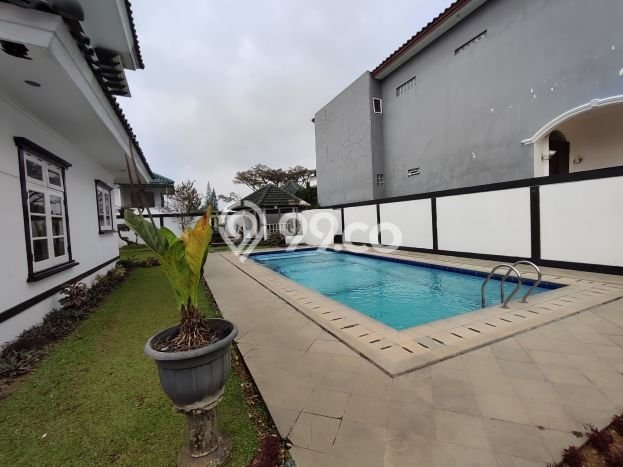 Dijual Cepat Rumah Favorit Siap Huni LB 270m2 di Cipanas, Cianjur Dijual Cepat Rumah Favorit Siap Huni LB 270m2 di Cipanas, Cianjur