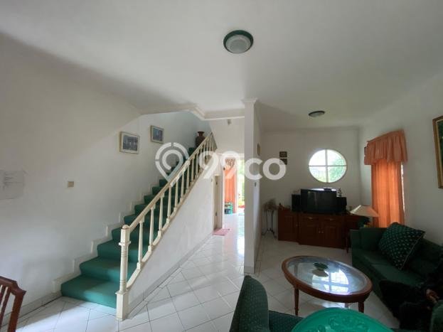 Dijual Vila Kawasan Cipanas, Area 304m2m², Lokasi Premium Dijual Vila Kawasan Cipanas, Area 304m2m², Lokasi Premium