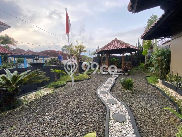 Rumah Strategis Modern Lb 250m2 di Cipanas, Cianjur Rumah Strategis Modern Lb 250m2 di Cipanas, Cianjur