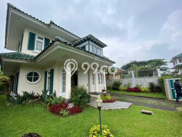 Dijual Vila Kawasan Cipanas, Area 304m2m², Lokasi Premium Dijual Vila Kawasan Cipanas, Area 304m2m², Lokasi Premium