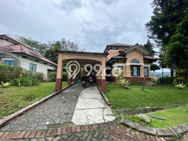 For Sale Rumah 3 Kamar Lokasi Ideal Nyaman dan Strategis di Cipanas For Sale Rumah 3 Kamar Lokasi Ideal Nyaman dan Strategis di Cipanas