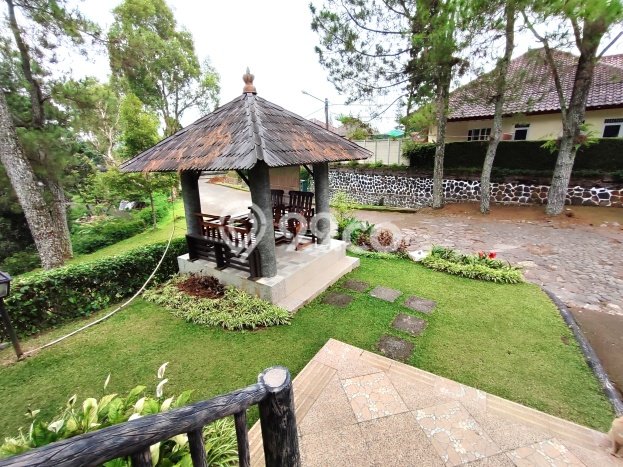 Rumah Strategis Modern Lb 200m2 di Cipanas, Cianjur Rumah Strategis Modern Lb 200m2 di Cipanas, Cianjur