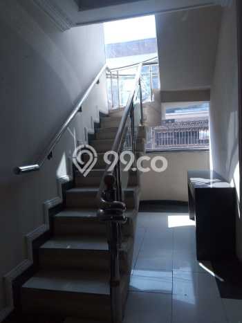 Rumah Strategis Minimalis Lb 200m2 di Margahayu, Bandung Rumah Strategis Minimalis Lb 200m2 di Margahayu, Bandung