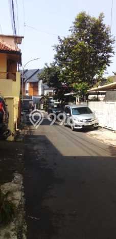 Rumah Strategis dengan Luas Tanah 95m2m² dan Luas Bangunan 135m2m² di Kawasan Batununggal, Bandung Rumah Strategis dengan Luas Tanah 95m2m² dan Luas Bangunan 135m2m² di Kawasan Batununggal, Bandung