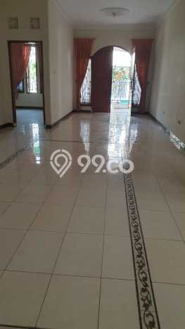 Jarang Ada! Rumah Sewa 4 Kamar Nyaman Siap Huni Soekarno Hatta Jarang Ada! Rumah Sewa 4 Kamar Nyaman Siap Huni Soekarno Hatta