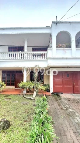 Rumah Modern Cantik 6 Kamar Bisa Langsung Pindah di Medan Baru Rumah Modern Cantik 6 Kamar Bisa Langsung Pindah di Medan Baru
