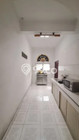Rumah Modern Cantik 6 Kamar Bisa Langsung Pindah di Medan Baru Rumah Modern Cantik 6 Kamar Bisa Langsung Pindah di Medan Baru